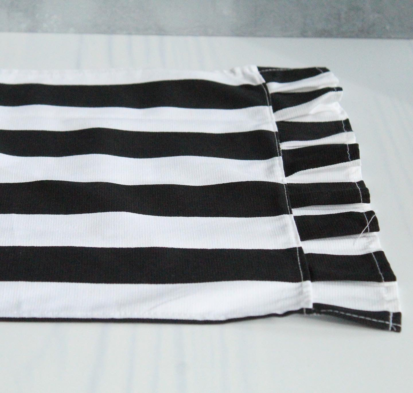 Set 4 Individuales antimanchas rayas negro y blanco