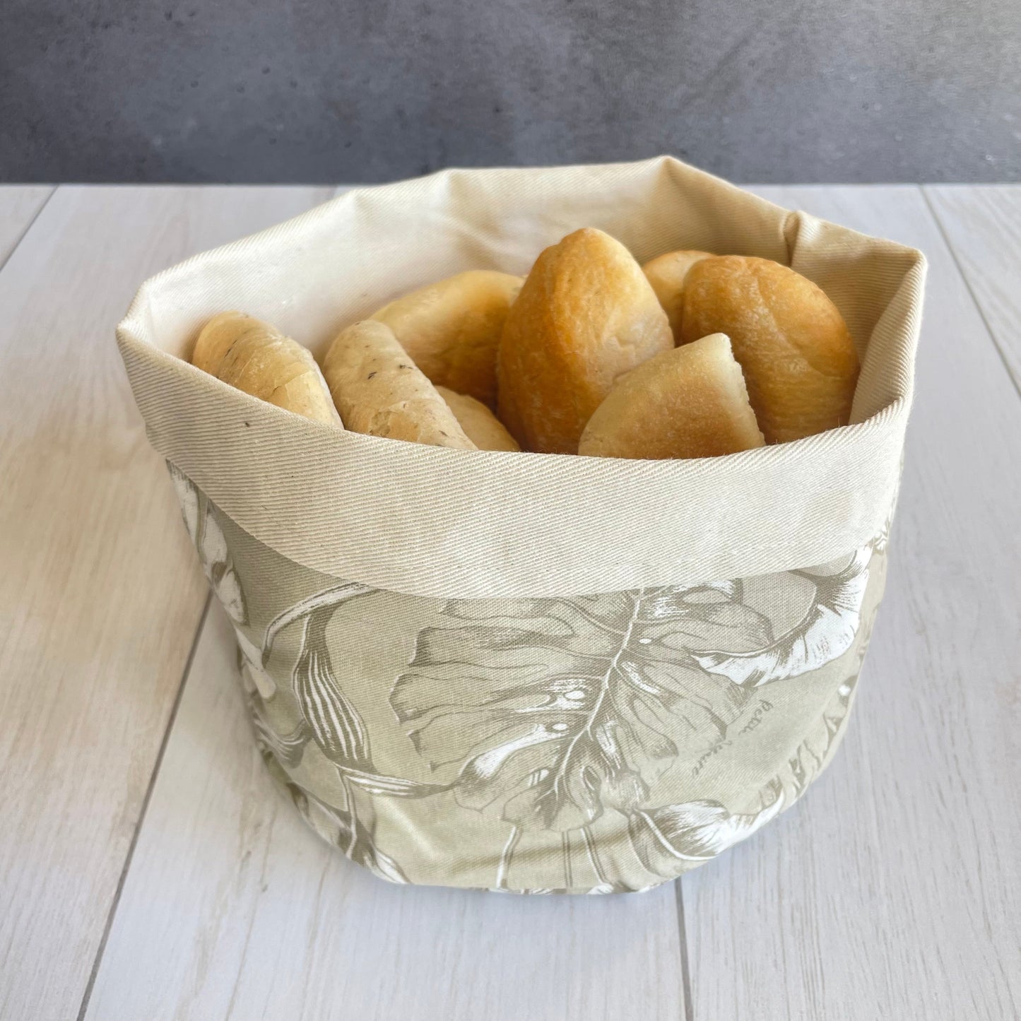 Panera estampada hojas