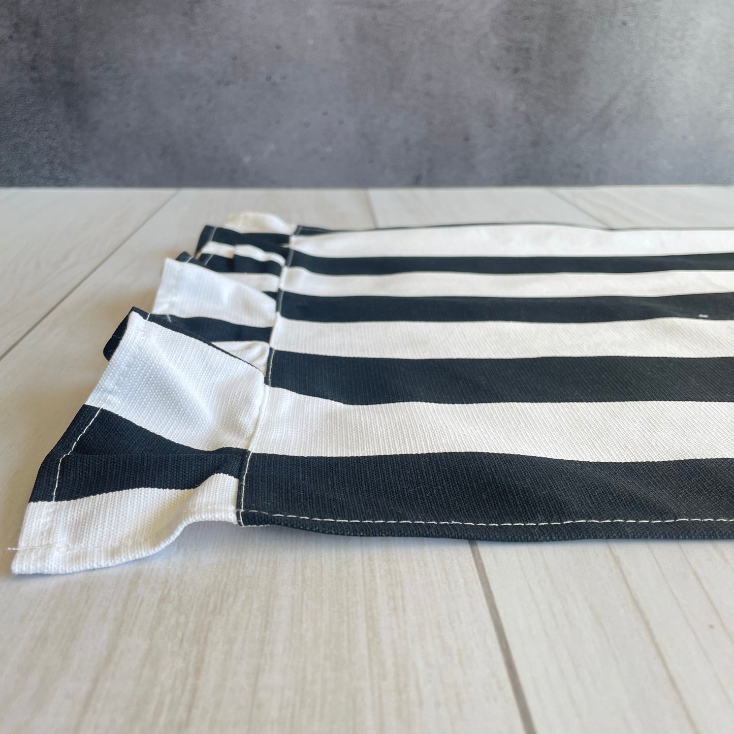 Set 4 Individuales antimanchas rayas negro y blanco